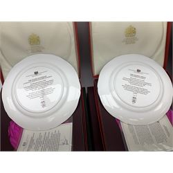 Fifteen collectors plates, to include Spode Golden Jubilee HM The
Queen, Spode Official Bi-Century Derby, set of four Spode British Steam-The Years of Glory, Mulberry Hall The Viking, Spode The St.Davids, etc, all in original boxes with certificates  