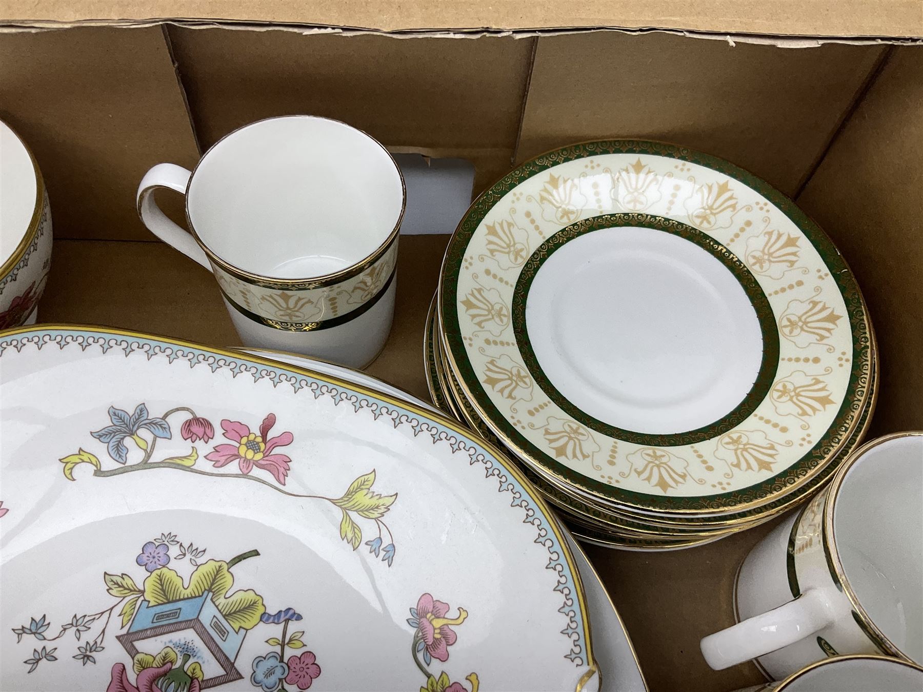 Coalport 'Persian Flower' part tea service for four, together with Elizabethan 'Cavendish' cups and saucers, Border Fine Arts dog figure, other teawares and ceramics, metalware etc in two boxes