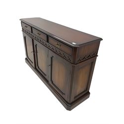 Georgian style mahogany sideboard, fitted with three drawers and three cupboards