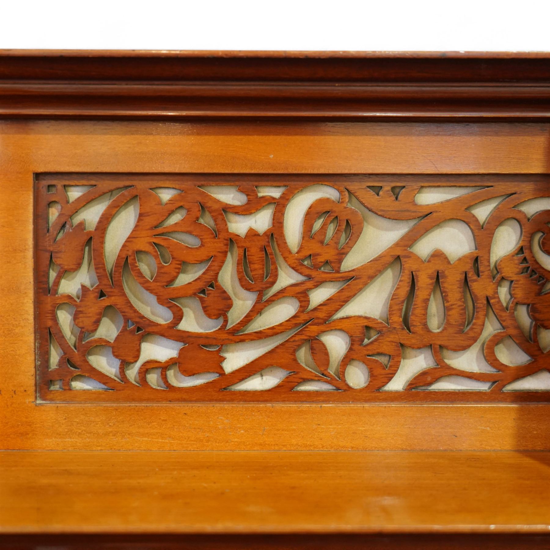 Claud Bechstein- German model IV overstrung upright piano in a mahogany Arts & Crafts designed case by Walter Cave, Serial number 56589 (1900-01), with a lattice music desk and silk backed open fretwork, square key fall with makers name and crafted brass hinges, two candle sconces on tapered square supports, makers name and model number cast into the frame, with an underdamper action, una-corda and sustain pedals, recently re-strung with new tuning pins, responsive action and damping, in very good playing condition, with 85 ivory and ebony keys A0-A7, tuning A=440. Including a period duet stool with a velvet-padded top.
Walter Cave was a leading architect, interior designer, and furniture maker during the Arts & Crafts period, a similar piano to this was owned and played by George Bernard Shaw and is on exhibition at the National Trust property, Shaw's Corner (Hertfordshire).

This item has been registered for sale under section 10 of the APHA Ivory Act, Reference 8P3C9UKA
