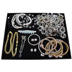 Collection of Jewellery. Approximately 230 items: mainly rings with some necklaces, bracelets, and earrings. 