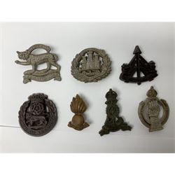 Military badges - approximately eighty predominantly staybrite glengarry, cap and collar badges and small quantity of plastic badges