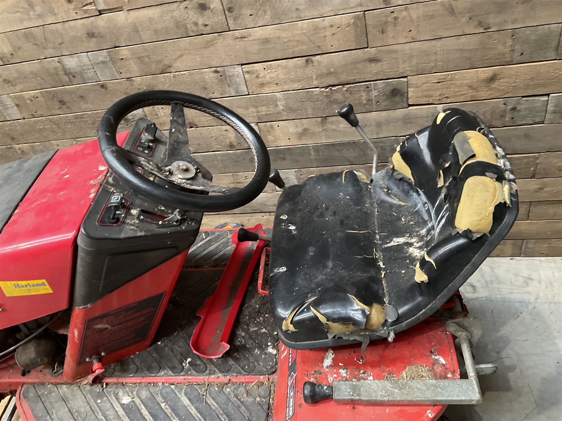 Countax K18 Twin ride on lawnmower 42” cut, with trailer and attachment 