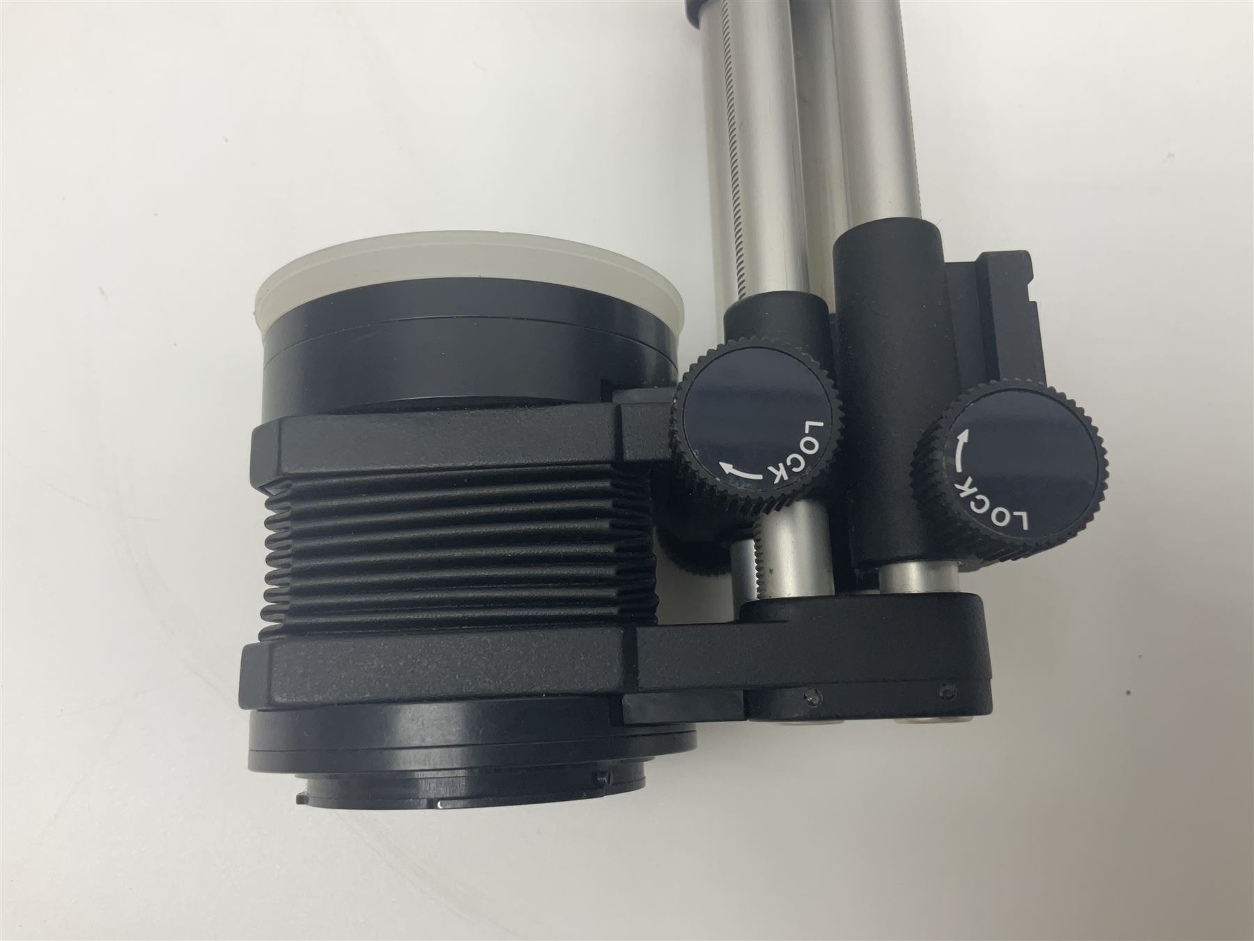 Minolta Dynax 7 camera body, serial number 93101009, Minolta 'AF APO Tele 300mm 1:4 (32)' lens serial no 32501041, in case and other camera equipment 