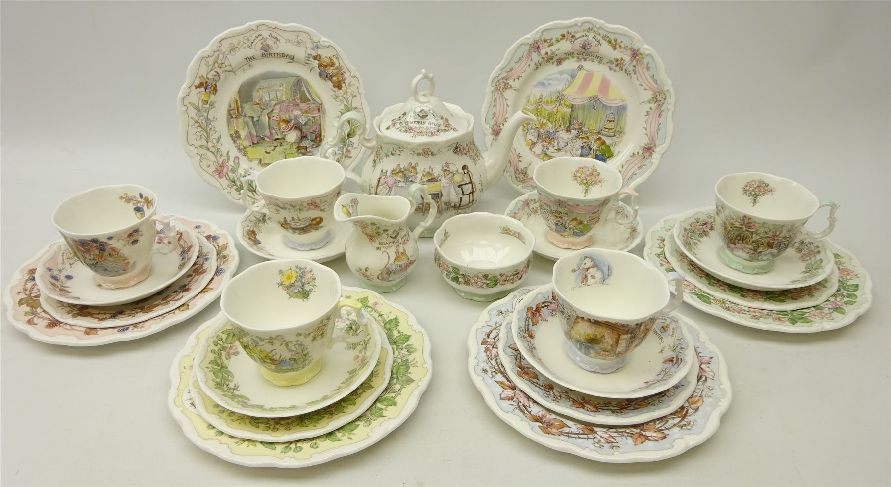 Royal Doulton 'Brambly Hedge' tea ware comprising, tea pot, sugar, royal  doulton brambly hedge the wedding