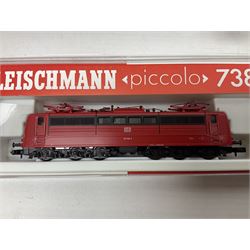 Fleischmann 'N' gauge 'Piccolo' - two double pantograph locomotives Nos.7320 and 7382; both boxed (2)