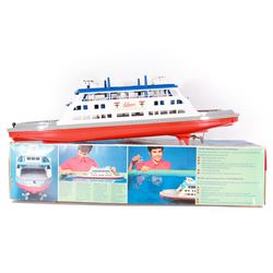 Schuco battery operated remote control model of a boat, Bondensee Fahre (Lake Constance Ferry) 'Fontainbleau', model no 763 380, boxed