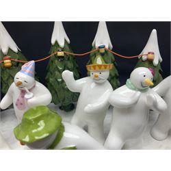 Coalport Characters The Snowman; The Snowman's Party, modeled as the party scene from the snowman, limited edition 316 of 500, with certificate and original box, H16cm L47cm   