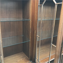 Wade Georgian style mahogany breakfront bookcase display cabinet, projecting cornice, dentil frieze, four doors enclosing six glazed shelves, eight graduating drawers flanking two cupboards, plinth base, W211cm, H203cm, D46cm