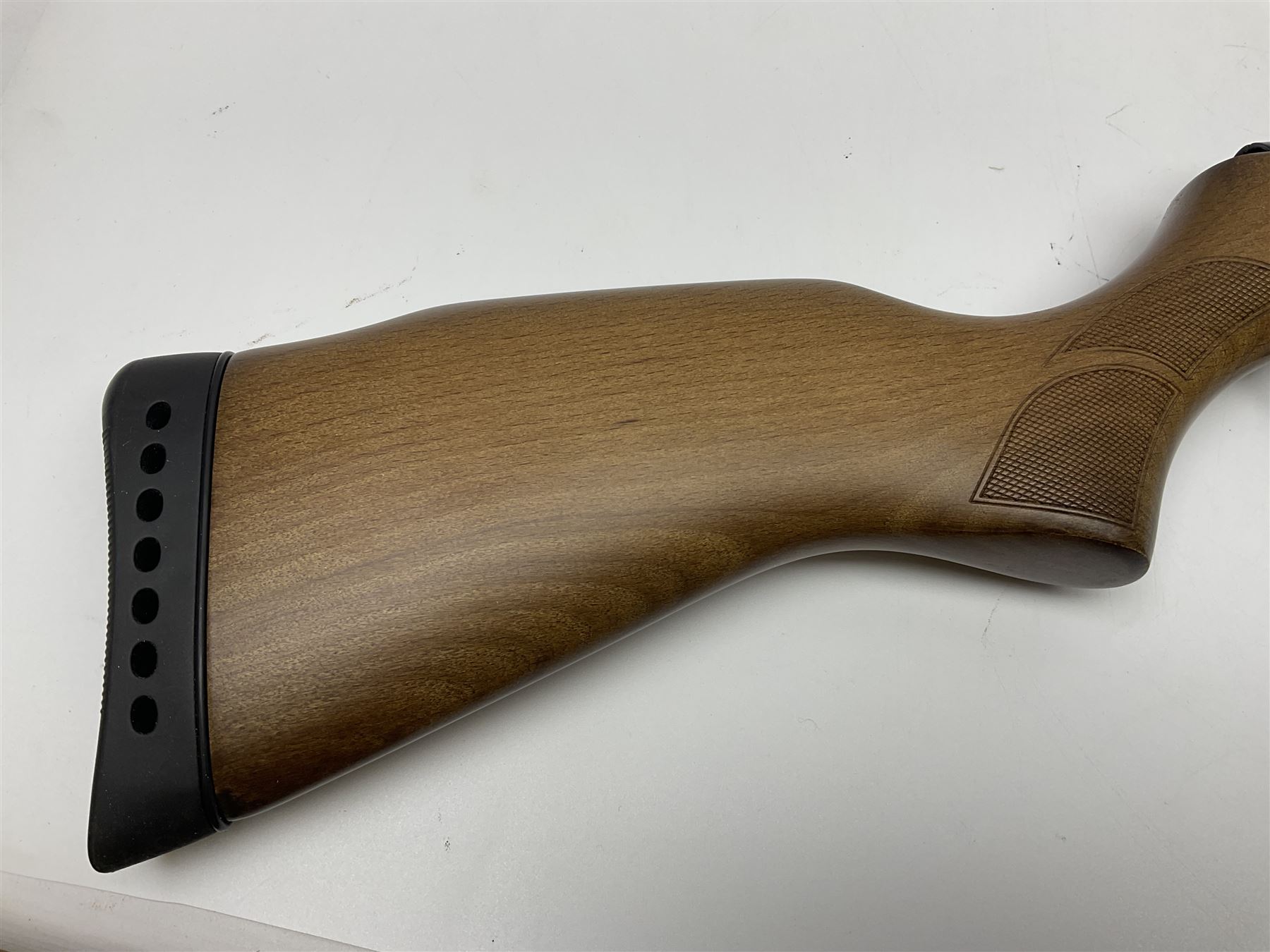 BSA Meteor Mk7 .22 air rifle with break barrel action L110cm overall no.WE-331279-14; in original cardboard box NB: AGE RESTRICTIONS APPLY TO THE PURCHASE OF THIS LOT.