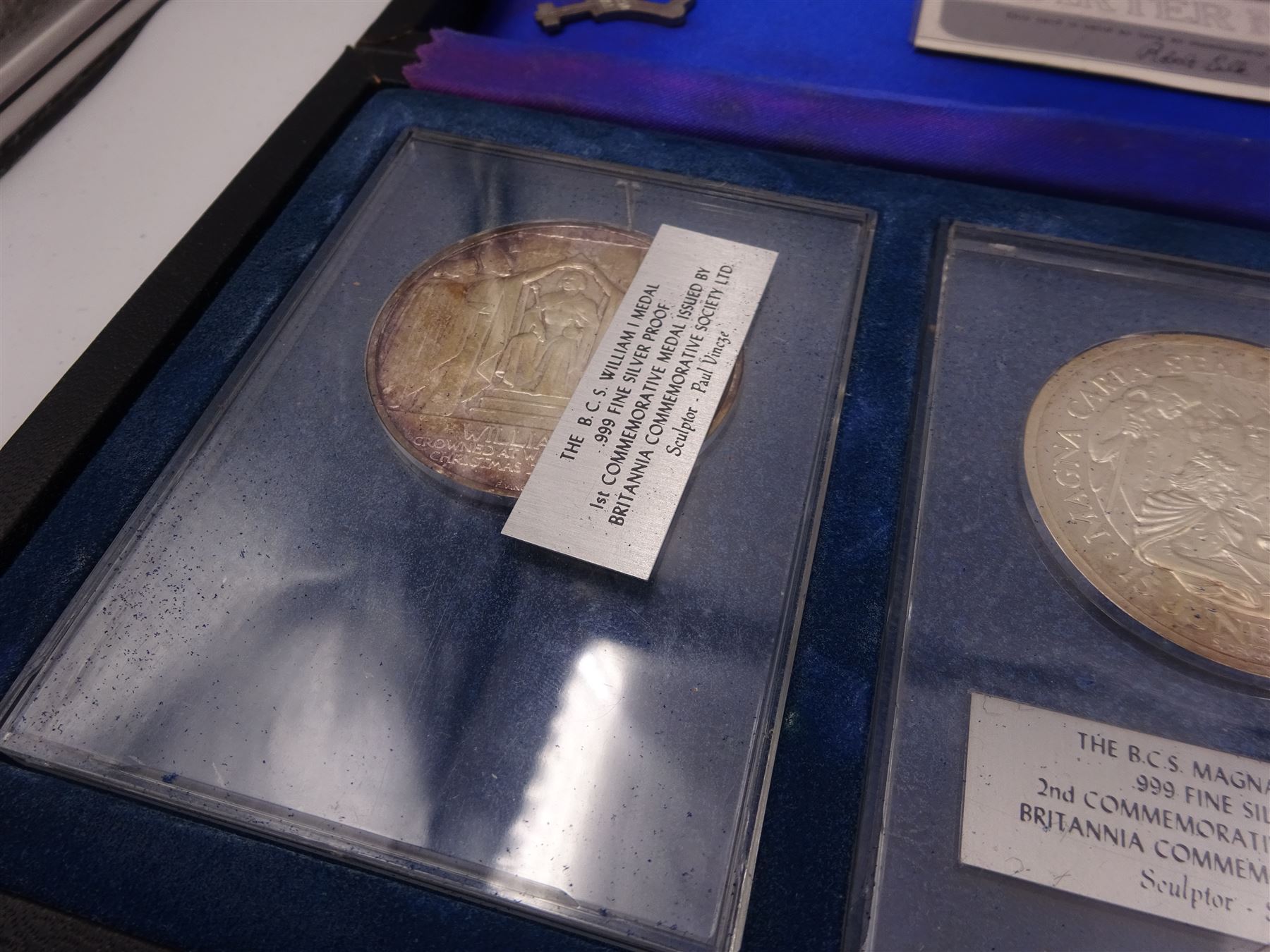 British Commemorative Society Ltd, set of six commemorative .999 fine silver proof medals, no. 1 to 6 , to include the William Medal, The Magna Carta Medal, The Lord Nelson Medal, The Canadian Centenary Medal, The Churchill Memorial Medal and The William Shakespeare Medal, each contained within clear perspex cases, in a silk lined fitted case