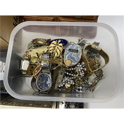 Silver jewellery including St Johns Ambulance medal, tiger's eye necklace, identity bracelet, etc, together with Festival of Britain powder compact, Ippag dice lighter, Win International lighter, Victorian and later costume jewellery and wristwatches