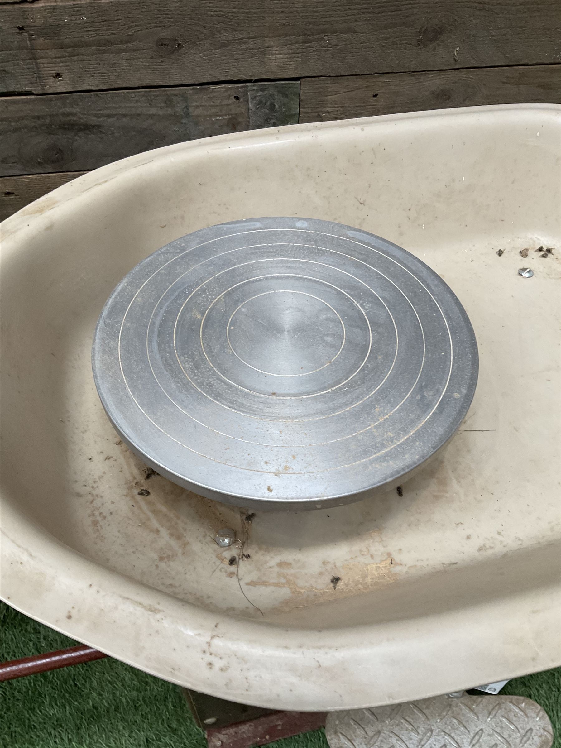 Cowley Double Drive electric potters wheel - THIS LOT IS TO BE COLLECTED BY APPOINTMENT FROM DUGGLEBY STORAGE, GREAT HILL, EASTFIELD, SCARBOROUGH, YO11 3TX