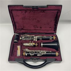 Buffet Crampon B12 five-piece clarinet, serial no.477273; in fitted case
