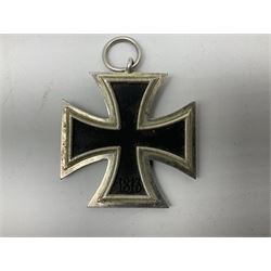 WW2 German Iron Cross 1st Class, back of pin indistinctly stamped ?20; and WW2 German Iron Cross 2nd Class, ring indistinctly stamped ?100 for Rudolf Wachtler und Lange (2)