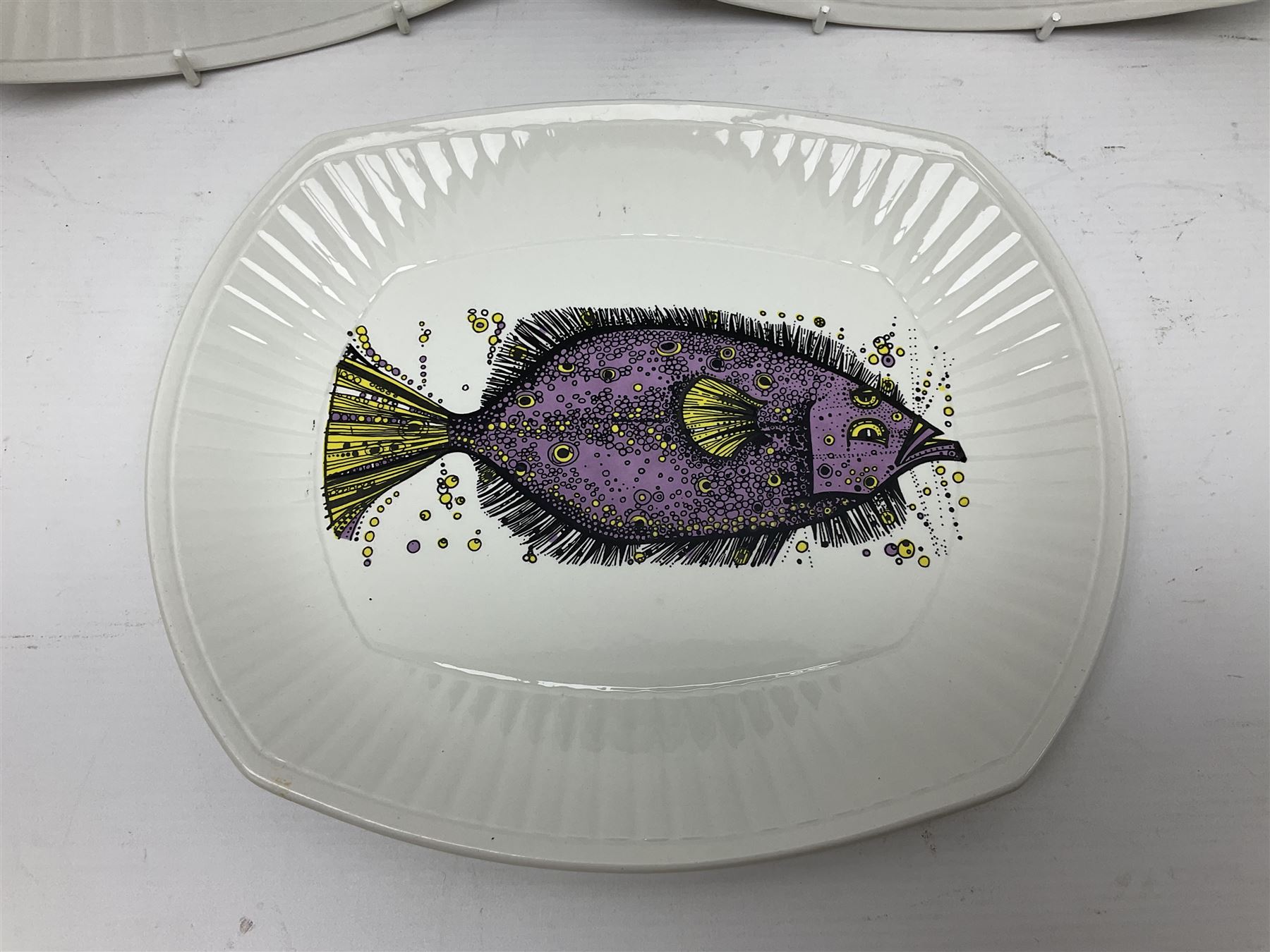 Set of Six Washington pottery fish series plates, titled Aquarius, together with two Ironstone pottery Beefeater plates, L28cm, H24cm