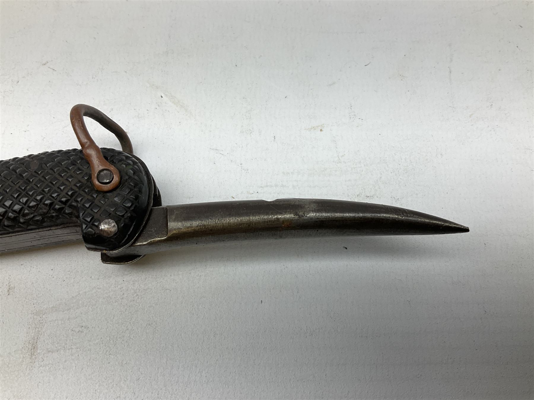 WW2 British army folding jack/clasp knife with blade and can opener marked with broad arrow and date 1944; a similar unmarked British army folding three-blade knife; and another later similar British Army knife marked Wade & Butcher Sheffield England (3)