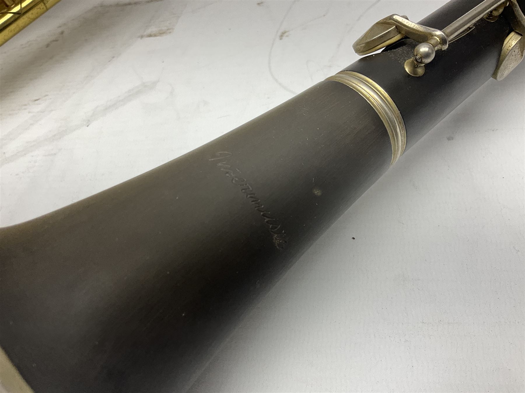 Lafleur trumpet serial no.054827; and Intermusic five-piece clarinet; both cased (2)