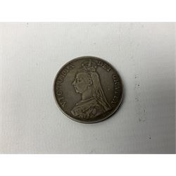 Mostly Great British coins, including King George IV 1821 crown, Queen Victoria 1890 double florin, King George V 1922 florin, commemorative crowns etc