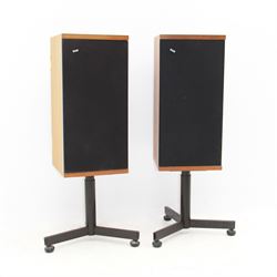 Pair of Bowers & Wilkins B&W speakers, m
