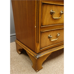  Reproduction mahogany chest, serpentine front, four drawers, bracket supports, W63cm, H78cm, D40cm  