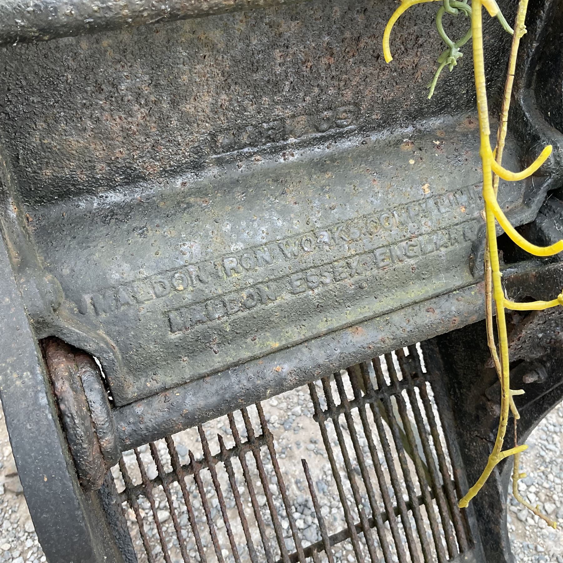 Early cast-iron agricultural milling machine - THIS LOT IS TO BE COLLECTED BY APPOINTMENT FROM DUGGLEBY STORAGE, GREAT HILL, EASTFIELD, SCARBOROUGH, YO11 3TX