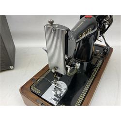 Cased Singer '99K' sewing machine, EL586236