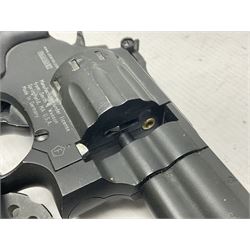 Umarex Smith and Wesson model 586-4 .177 air pistol serial no.S074938959 with circular 10-shot magazine L29cm  NB: AGE RESTRICTIONS APPLY TO THE PURCHASE OF AIR WEAPONS.