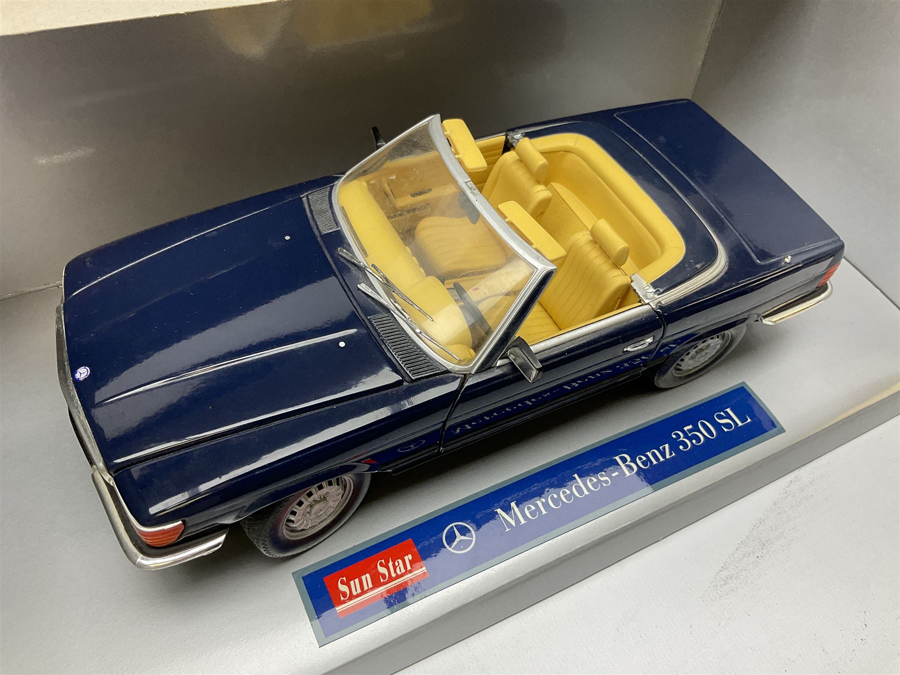 Sun Star - five 1:18 scale die-cast models comprising Ford Lincoln 2000 Limousine Millenium Edition; TX1 London Taxi Cab 1998; 1972 Datsun 240Z; 1939 Horch 855 Roadster; and Mercedes-Benz 350 SL; all boxed (5)
