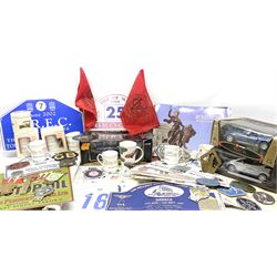 Vintage metal automobile clubs car badges, together with Esso yellow handy oil can,  Maisto 1:18 scale BMW ZA, Urago 1:18 scale BMW M, and other car memorabilia 