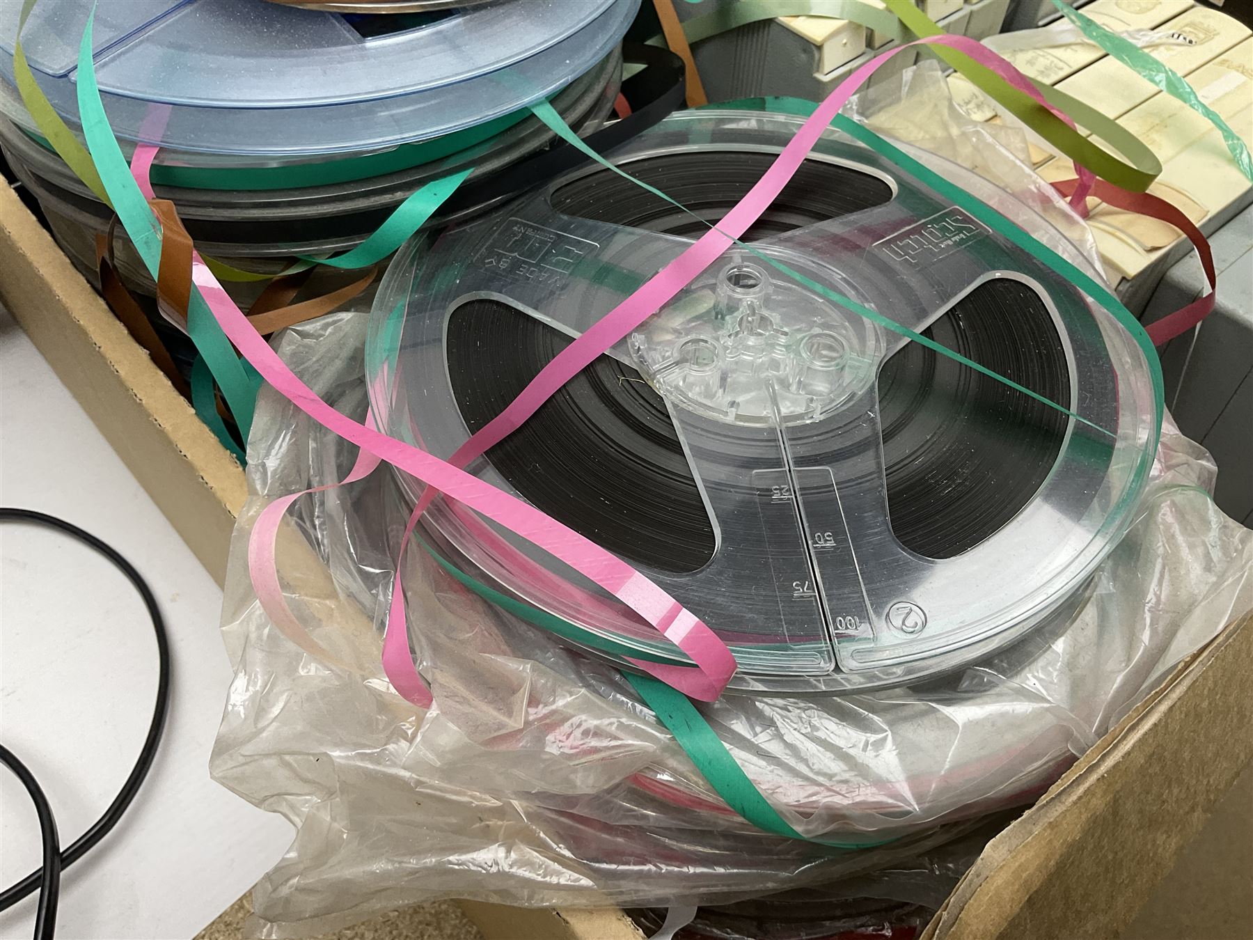 Realistic TR-3000 Logic Control stereo tape deck reel to reel HiFi, with a large collection of reels 