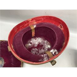 Bowler hat in leather hat box W36cm