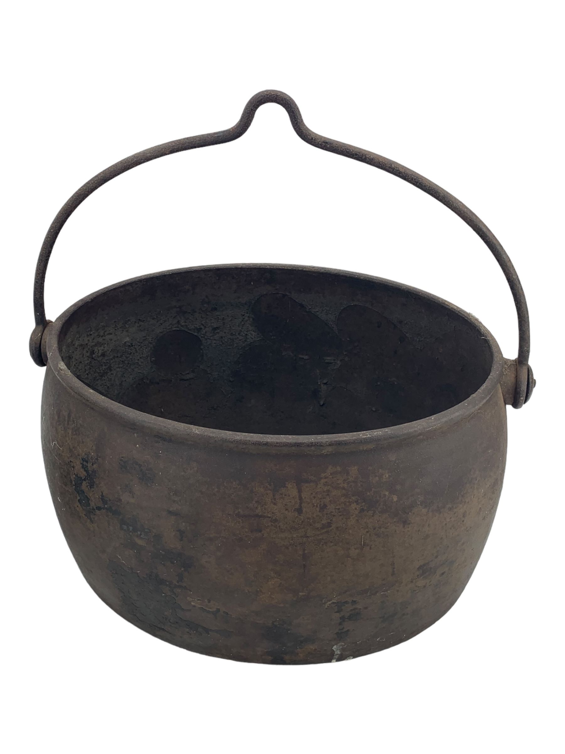 Kenrick & Sons five gallon cast iron cooking pot, together with a brass preserve pan (2)