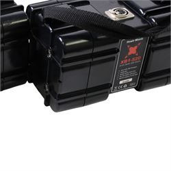 XB1-520 Block Battery Set, comprising two 14.4 volt 36Ah 520W block batteries, charger, two 4pin XLR cables and a D-Tap to 4pin cable