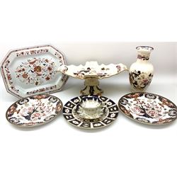 Royal Crown Derby Imari 2551 plate D27cm, together with two Royal Crown Derby Kings pattern 383 plates D27cm, Masons Ironstone Mandalay pattern tazza and vase, Wedgwood platter in Kishmar pattern and a Coalport cup and saucer with blue and gilt decoration. 