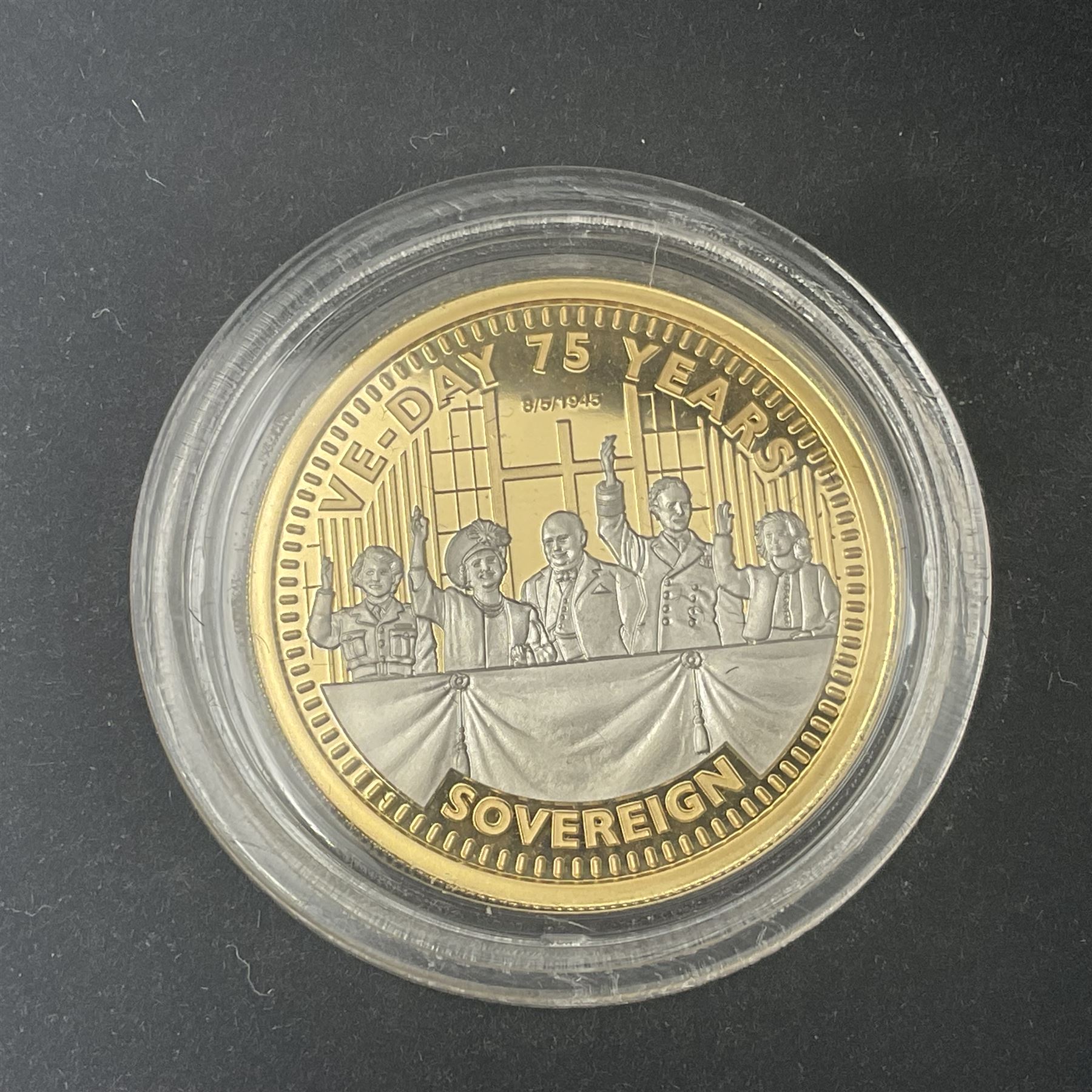 Queen Elizabeth II Alderney 2020 'VE Day 75th Anniversary' gold coin set comprising full sovereign, half sovereign and quarter sovereign, cased with certificates