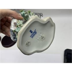 Two boxed Lladro figures, comprising courting cranes no 1611 and dancing crane no 1614, both with original boxes 