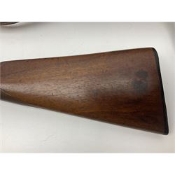 SHOTGUN CERTIFICATE REQUIRED - Late 19th century R. Robinson of Hull 12-bore side-by-side double barrel hammer shotgun; with 76cm(30