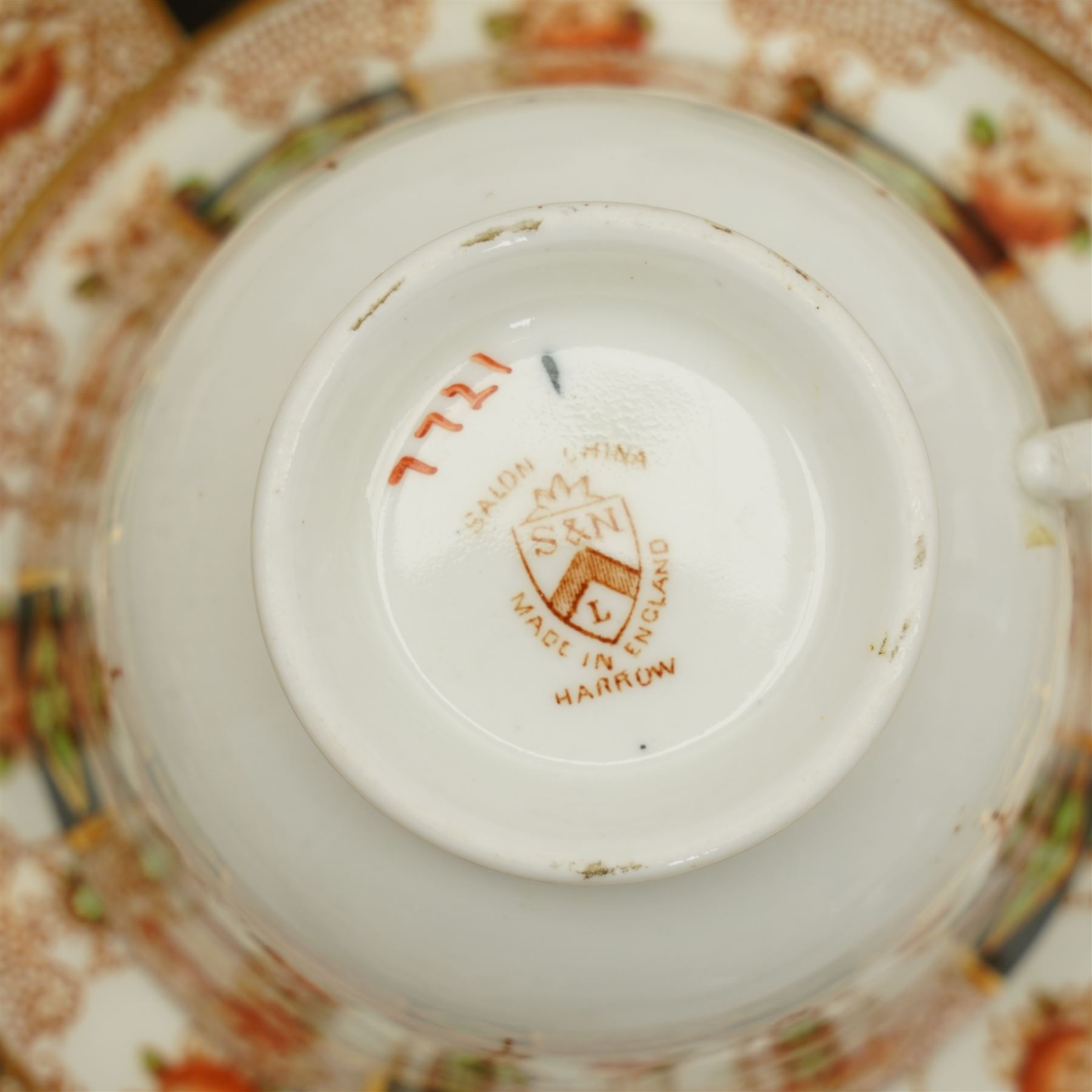 Salon China S&L Harrow pattern part tea service, comprising nine teacups, eleven saucers, twelve side plates, two serving plates and one bowl