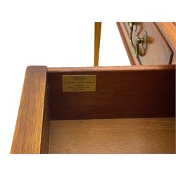 Bevan Funnell reprodux Georgian style yew wood library table, with leather top 