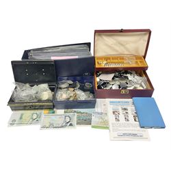 Coins, stamps and costume jewellery, including Bank of England Page five pounds '60K 031455', pre decimal coinage, commemorative crowns, first day covers, PHQ cards, small number of presentation packs, rolled gold / plated jewellery items etc