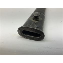 WW1 American Remington P14 rifle bayonet Model 1913, the 43cm fullered steel blade dated 5 17; in metal mounted leather scabbard L57cm overall; and WW1 Canadian Ross Rifle Co.1907 Model Mk.II bayonet, dated 2/17; in leather scabbard with frog (2)