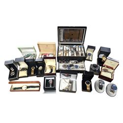 Collection of approx 30 quartz watches including Sekonda, Tungsten, Citizen, Van Heusen, Gianni Ricci and Gianni Sabatini