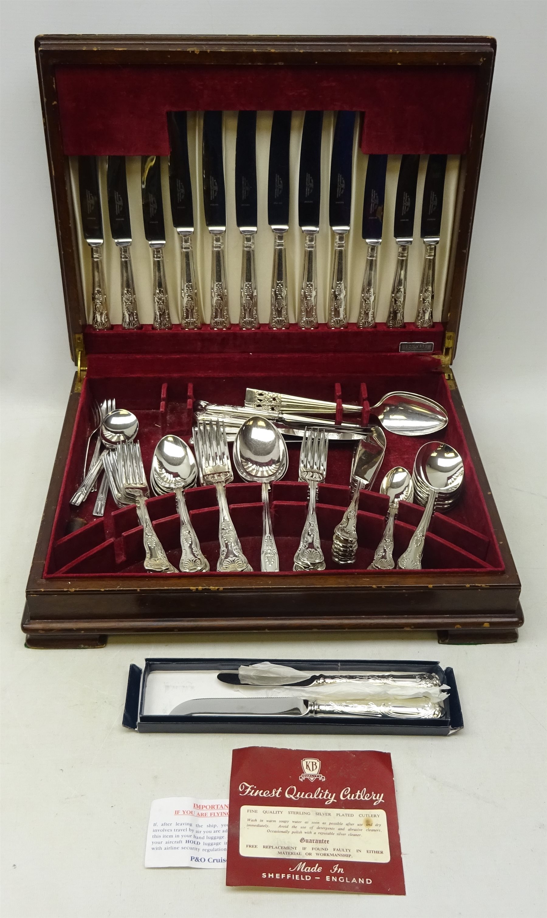 Canteen of silverplated Kings pattern cutlery, six settings with