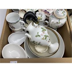 Quantity of Victorian and later ceramics to include tea wares, Royal Doulton plate, Crown Devon lustre vase, Minton dish, Coalport figure etc in two boxes
