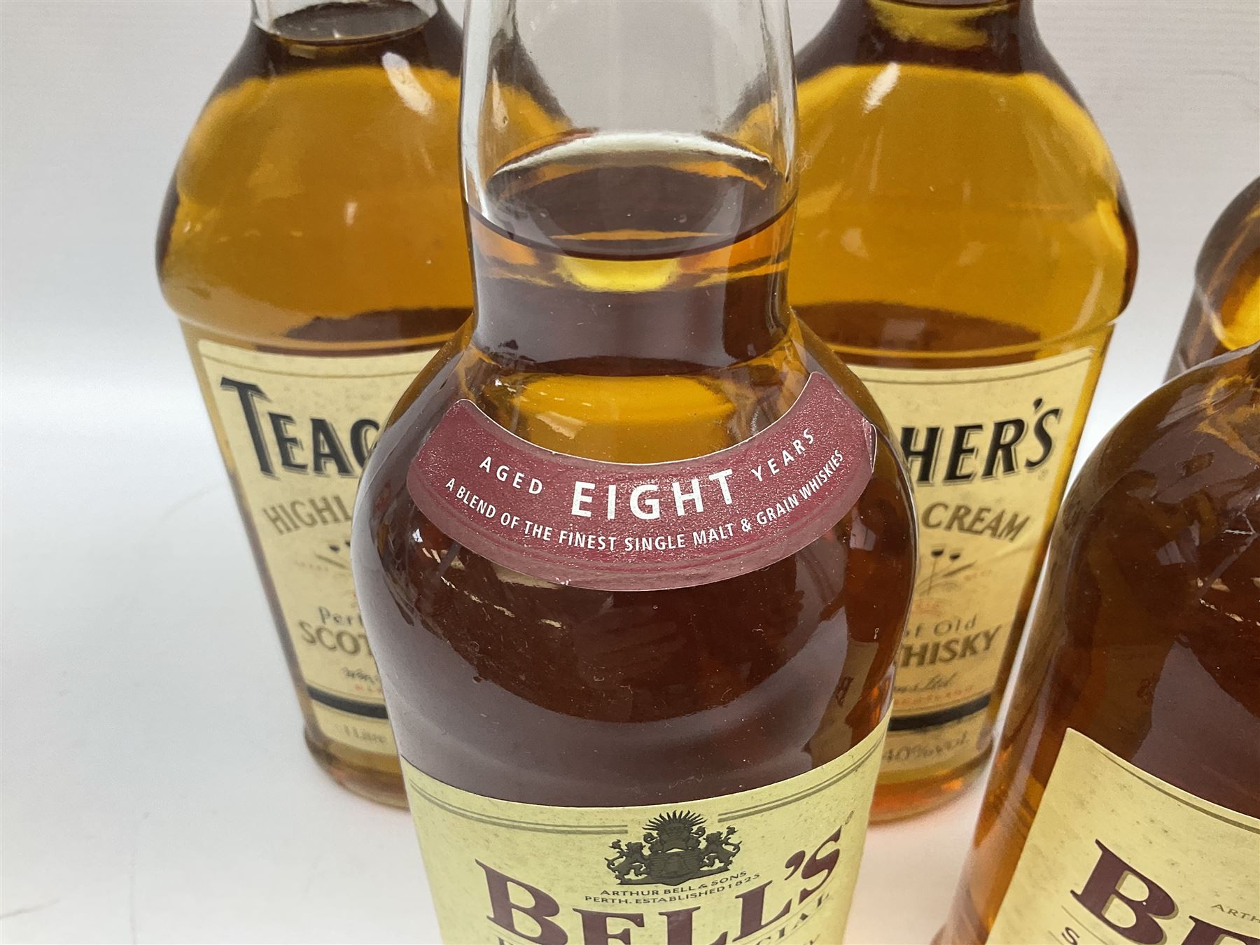 Teacher's Highland Cream Scotch whisky, 40% vol, 1l, three bottles and 70cl one bottle, together with Bell's Old Scotch whisky, 40% vol, 1l, two bottles and 70cl one bottle