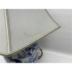 Chinese blue and white table lamp of baluster form, decorated with birds and floral displays, on hardwood base with shade, H78cm