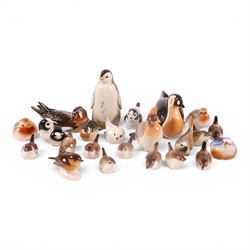 Collection of USSR Lomonosov bird figures, including penguin, quail, duck, wren etc  