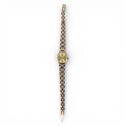 Genève ladies 18ct gold quartz wristwatch, on integral 18ct gold bracelet