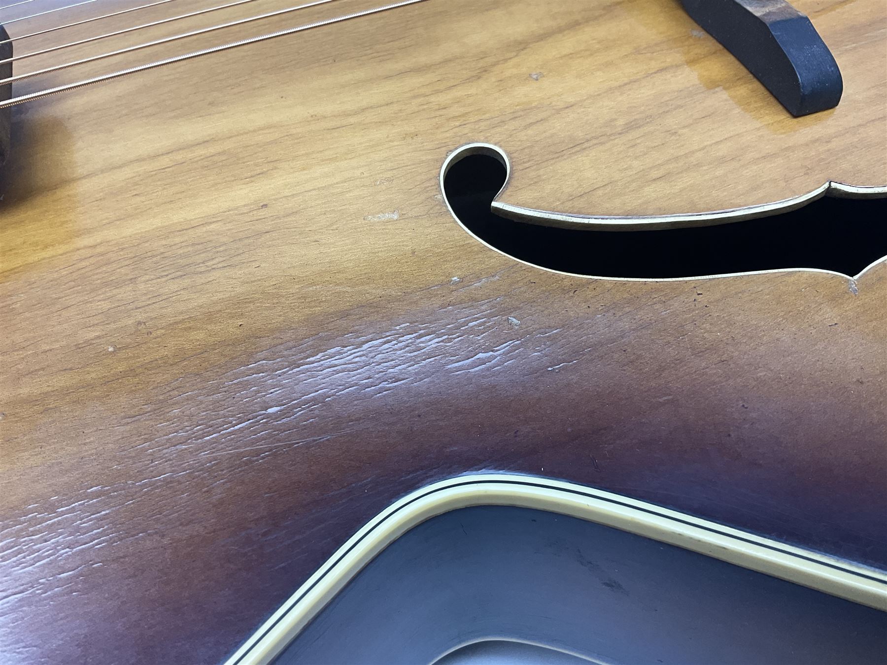 1958 Hofner Senator acoustic guitar with two-tone finish and Hofner label bearing serial no.5315, L104cm overall; in soft carrying case.